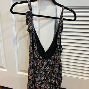 Vcut black floral printed mini dress